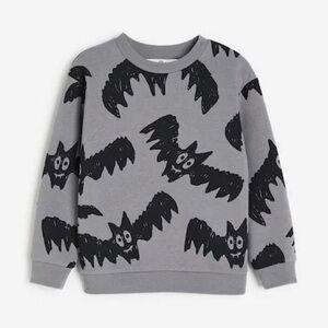 H&M gray bats sweatshirt